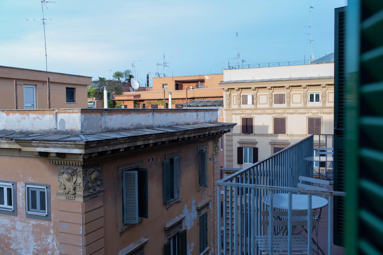 Apartment In Front Of St Peter'S Square And Vatican Museums - Mypad In Rome Exterior photo